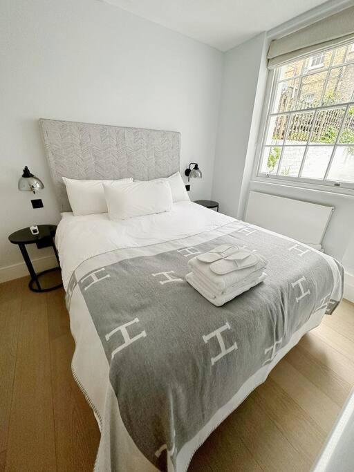 Londwell, Luxe And Leaves, Chelsea Flat With Private Garden Lägenhet London Exteriör bild