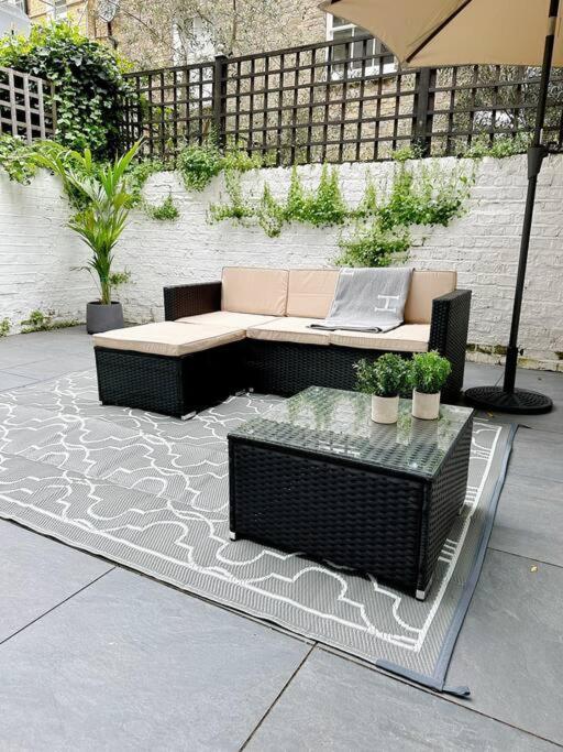 Londwell, Luxe And Leaves, Chelsea Flat With Private Garden Lägenhet London Exteriör bild